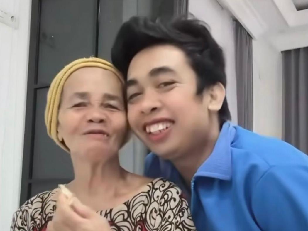 Innalillahi, Mimi Peri Berduka Cita