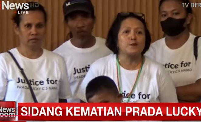 Keluarga Prada Lucky Histeris di Pengadilan Militer Kupang, Minta 17 Terdakwa Dipecat!