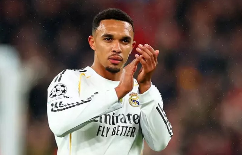 Reaksi Mengejutkan Trent Alexander-Arnold usai Dicemooh Habis-habisan Fans Liverpool di Anfield!