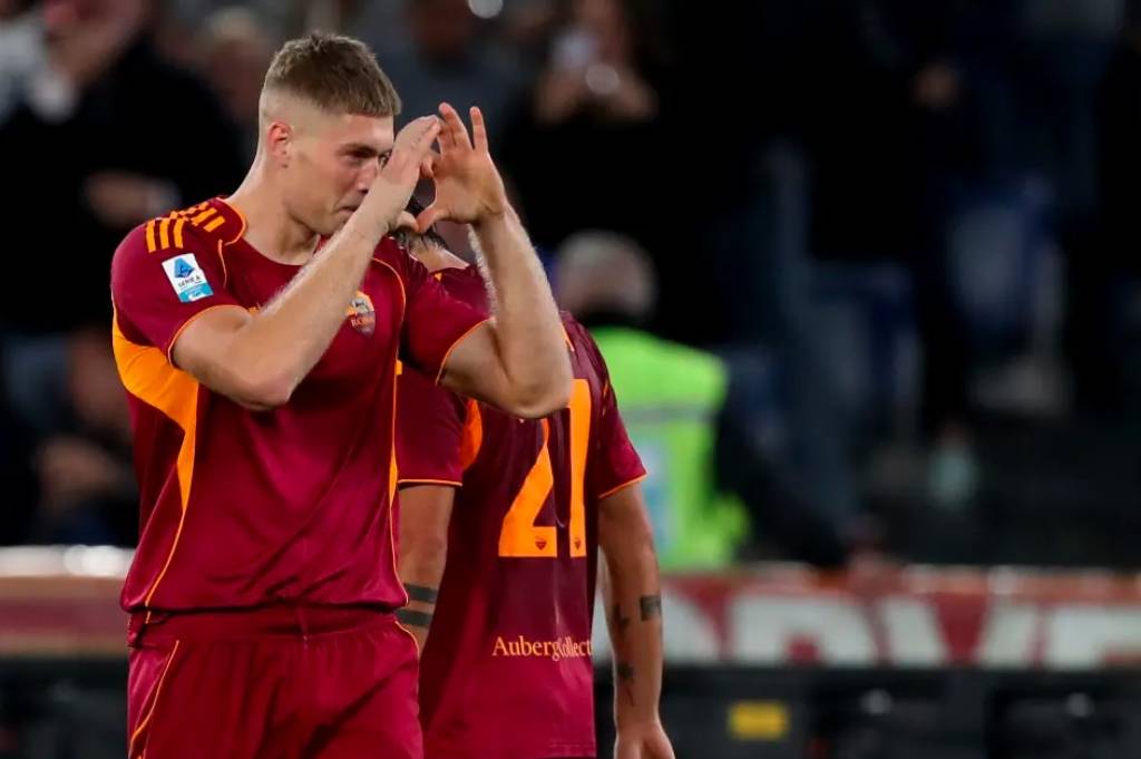 Rencana Juventus Berantakan karena Napoli dan Roma Tukar Pemain