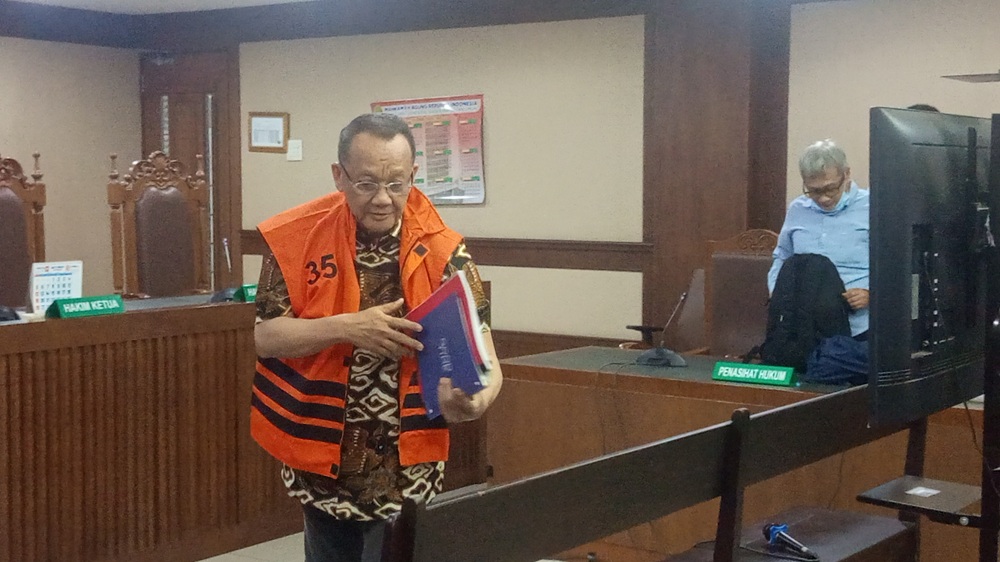 Eks Sekretaris MA Nurhadi Didakwa Terima Gratifikasi Rp137 Miliar dan Cuci Uang Rp307 Miliar