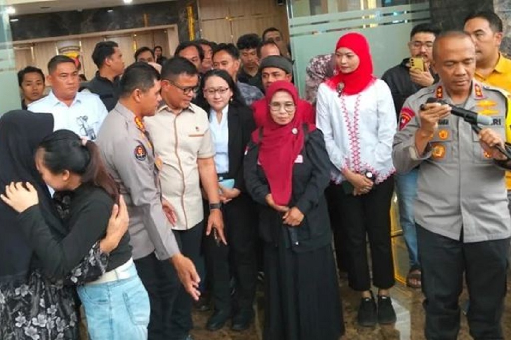 Haru! Reni Rahmawati Korban TPPO Modus Kawin Kontrak di China Akhirnya Bisa Pulang