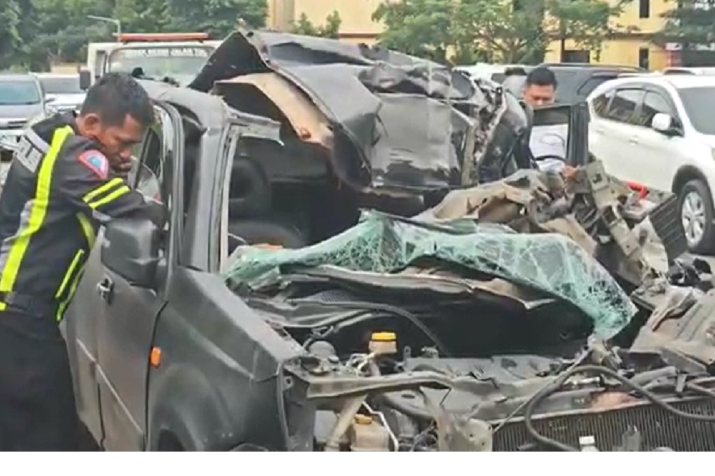 Kronologi Kecelakaan Mobil Bawa 75.000 Pil Ekstasi di Tol Bakauheni Lampung