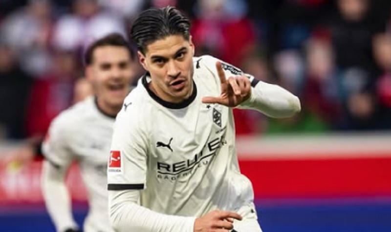 Gol Dramatis Kevin Diks Selamatkan Monchengladbach, Pelatih Angkat Topi
