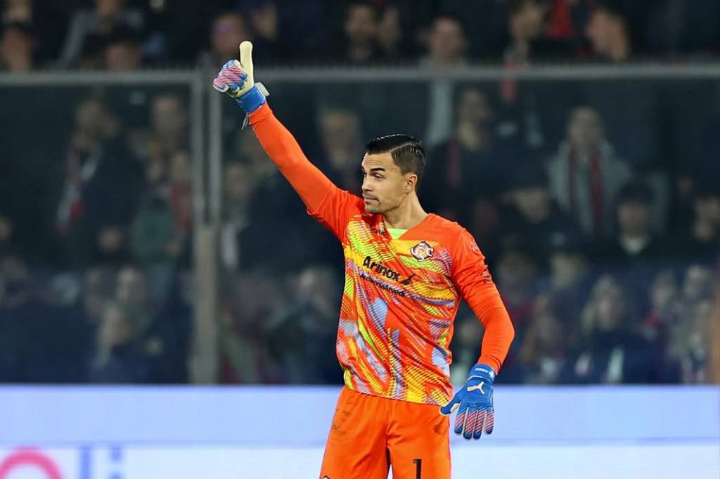 Statistik Mencolok Emil Audero saat Cremonese Hancurkan Bologna