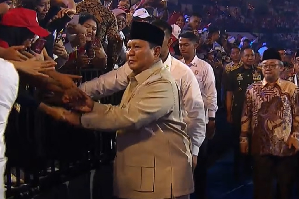 Prabowo Hadiri Puncak Peringatan Hari Guru Nasional di Indonesia Arena