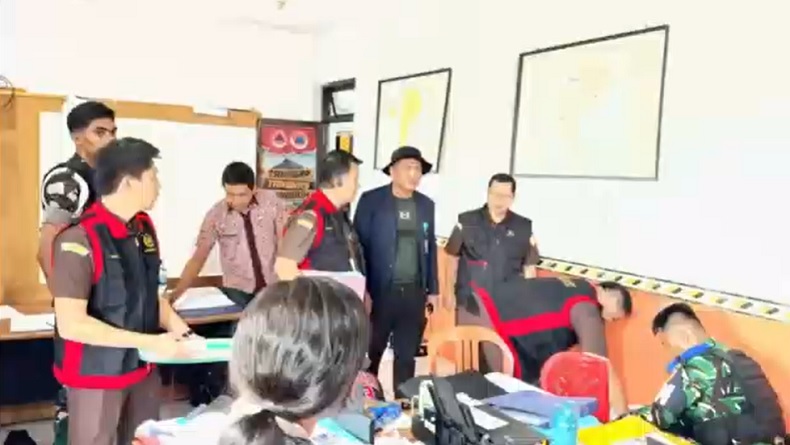 Kejati Sulut Geledah Sejumlah Lokasi terkait Dugaan Korupsi Dana Bantuan Erupsi Gunung Ruang