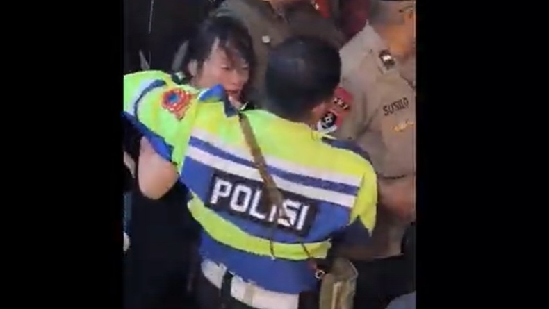 Wanita WNA China Mengamuk Usai Tabrak Pemotor hingga Tewas di Semarang