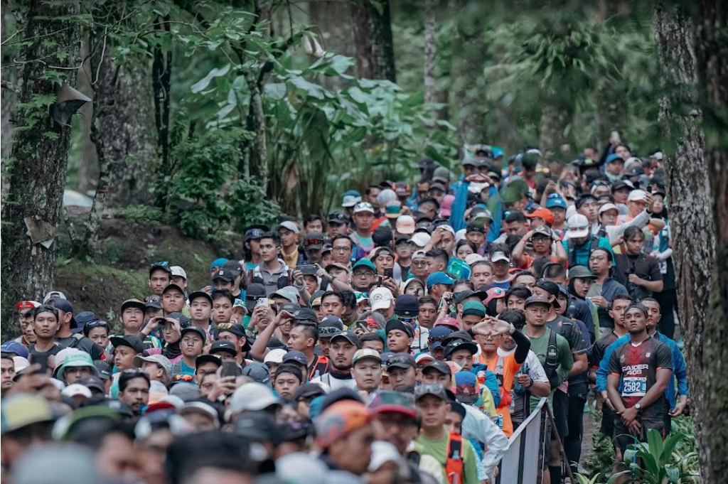 2 Pelari Meninggal saat Ikuti Siksorogo Lawu Ultra 2025 di Karanganyar