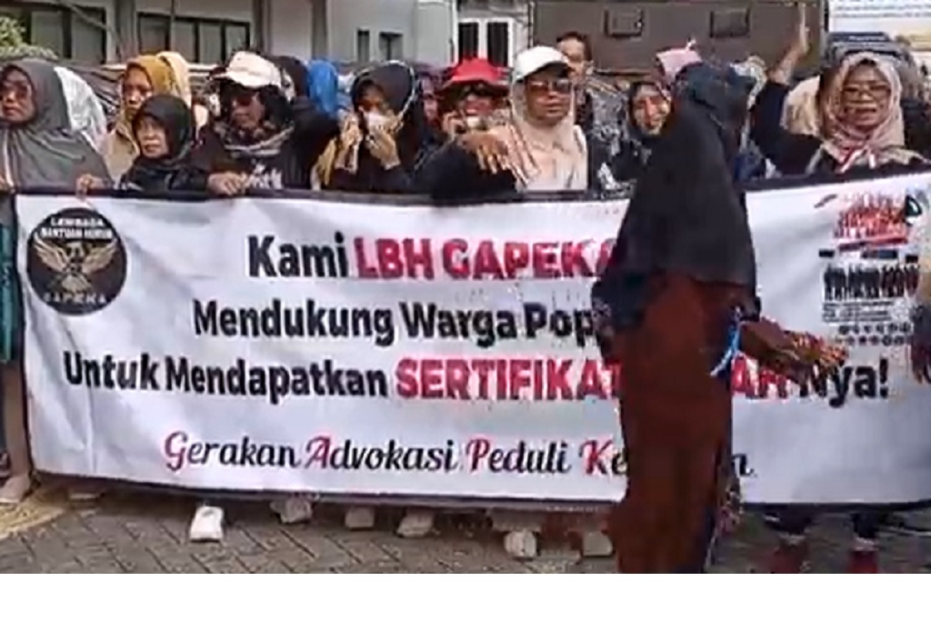 Emak-Emak Demo BPN Karawang, Tuntut Lahan Dikeluarkan dari Plotting Pengembang Rumah