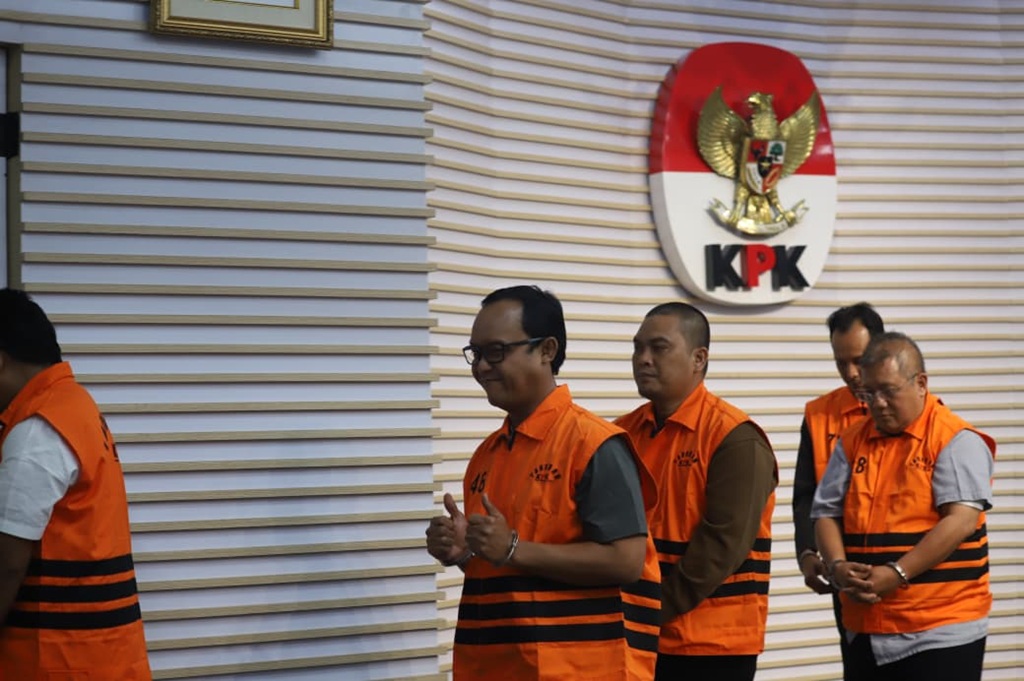 KPK Geledah Kantor hingga Rumah Dinas Bupati Lampung Tengah Ardito Wijaya terkait Kasus Suap  