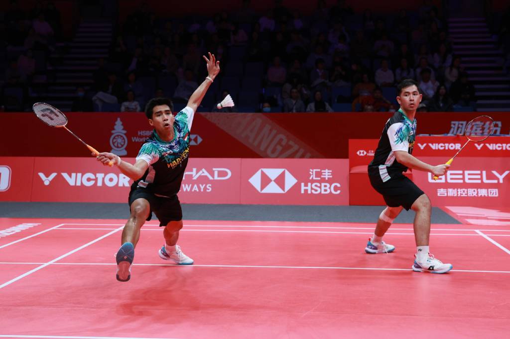 Bertarung dalam Rasa Sakit, Sabar/Reza Gugur Terhormat di Semifinal World Tour Finals 2025