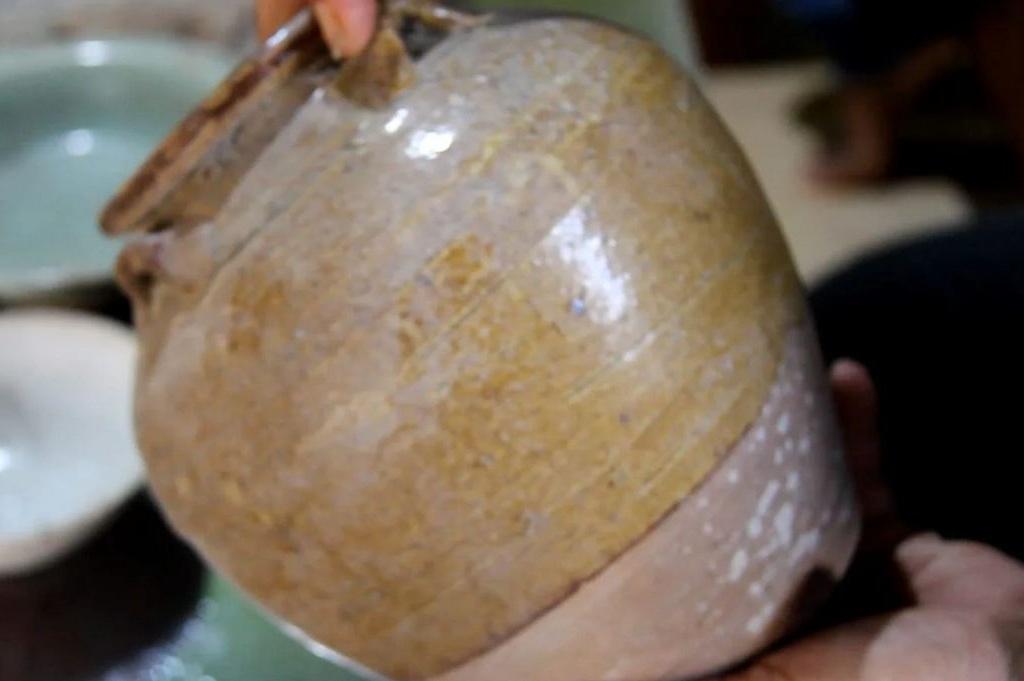 Penampakan Artefak Kuno Abad 13 Ditemukan di Hutan Tritik Nganjuk