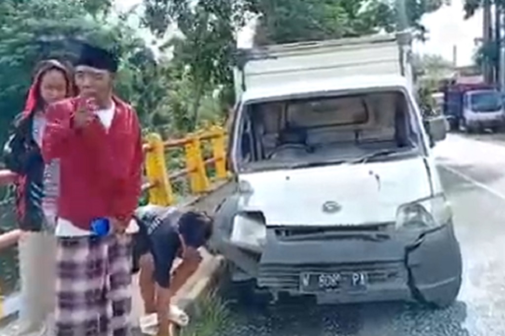 Tabrakan Beruntun 5 Kendaraan di Jalur Bondowoso–Situbondo, Sejumlah Pengendara Terluka