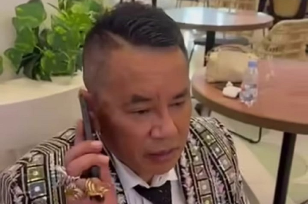 Kaget! Hotman Paris Tiba-Tiba Ditelepon Prabowo, Dapat Ucapan Selamat Natal