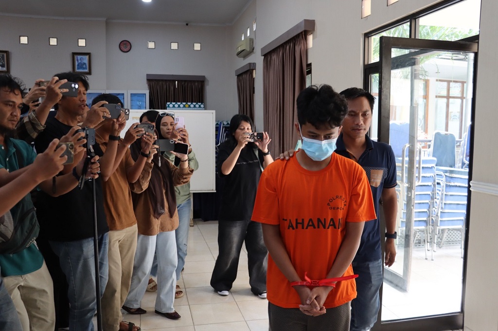 Tampang Peneror Bom 10 Sekolah di Depok, Mengancam Pakai Email Mantan Pacar