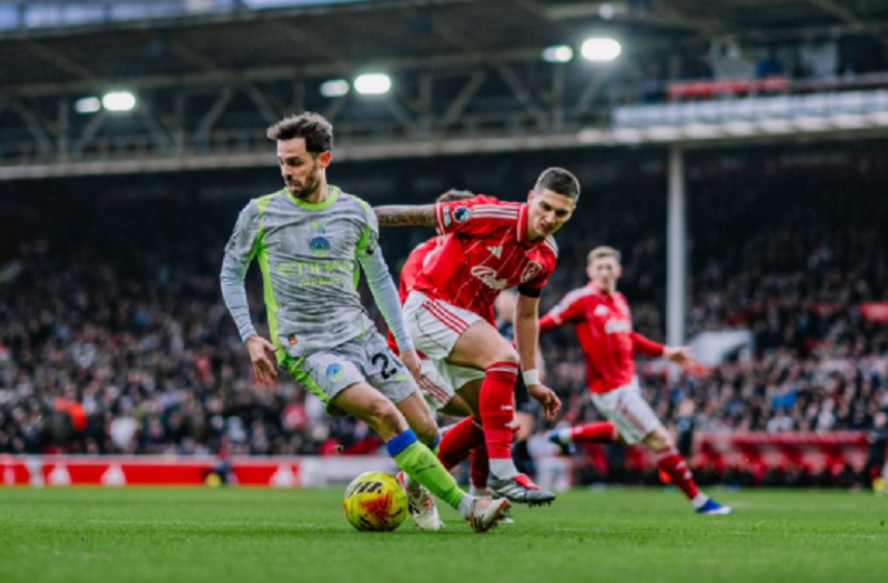 Hajar Nottingham, Man City Tendang Arsenal dan ke Puncak Klasemen Premier League 