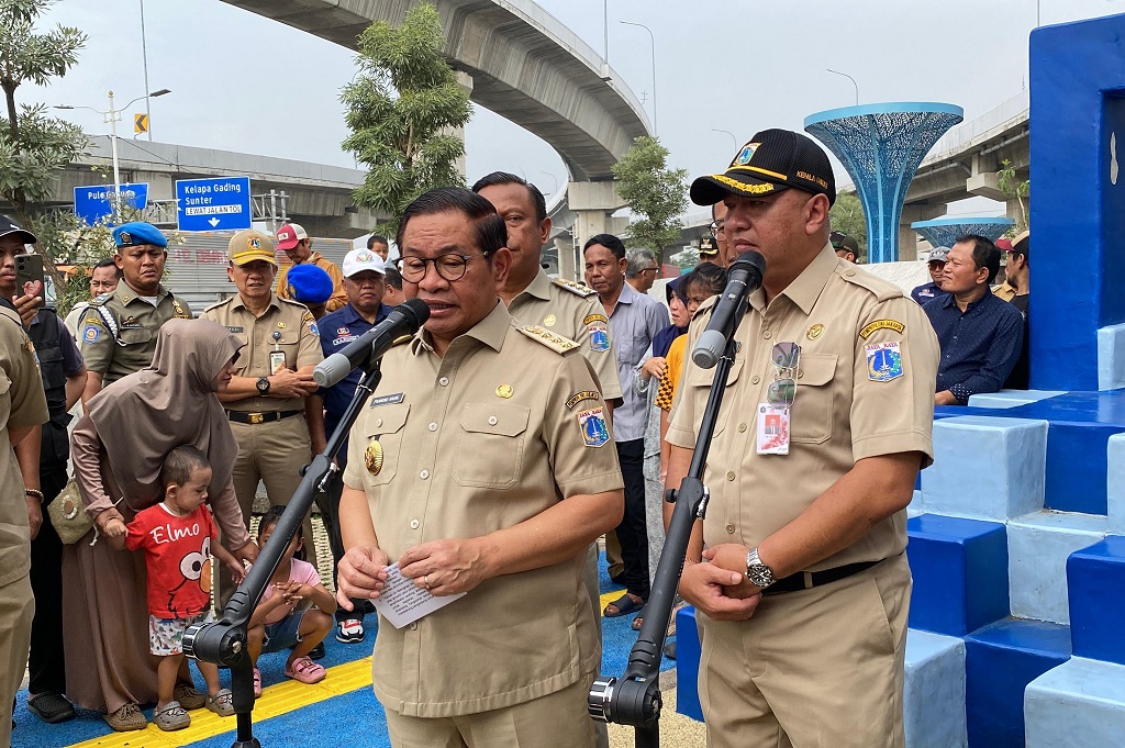 Pramono Usul Kolong Jalan Tol Jadi Arena Latihan Tinju hingga Skateboard