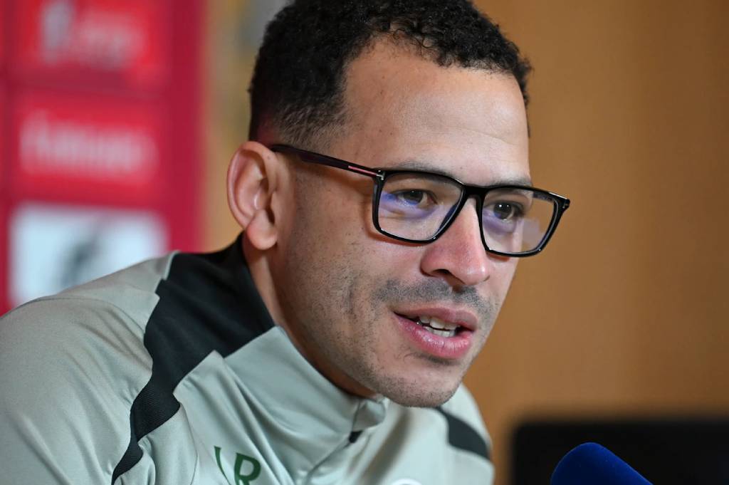Komentar Liam Rosenior usai Debut Kemenangan bersama Chelsea