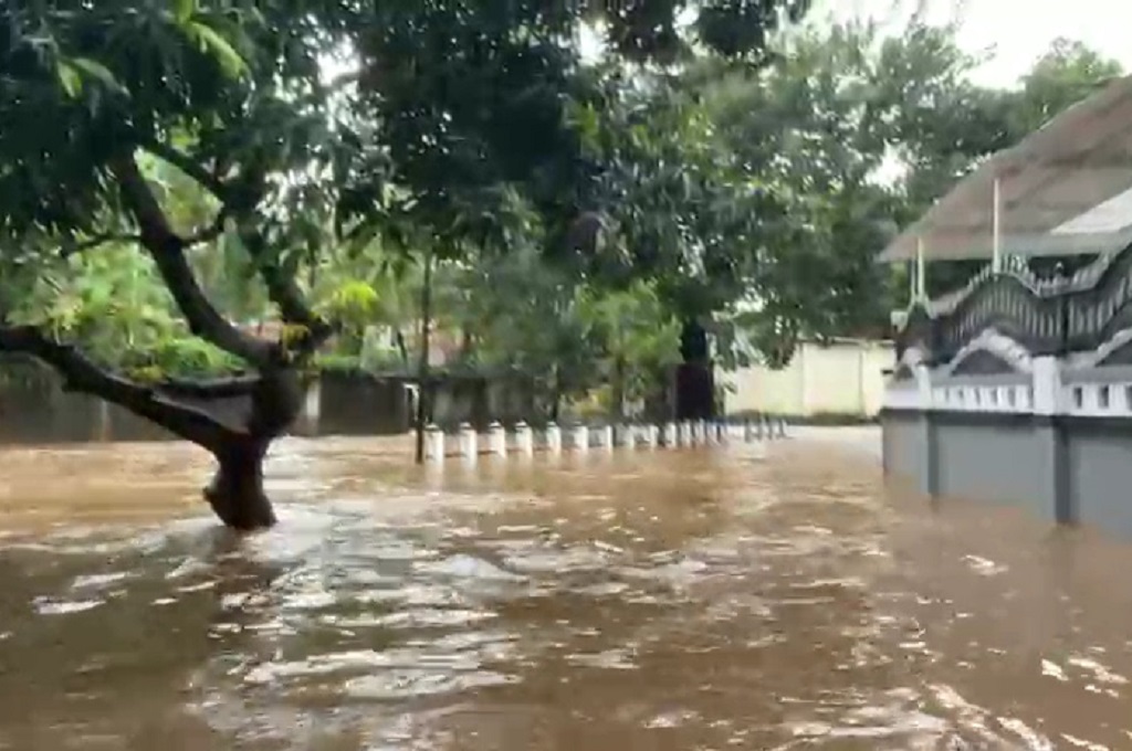 Banjir Jabodetabek, Kompleks Warga di Cilandak Jaksel Terendam hingga 1 Meter