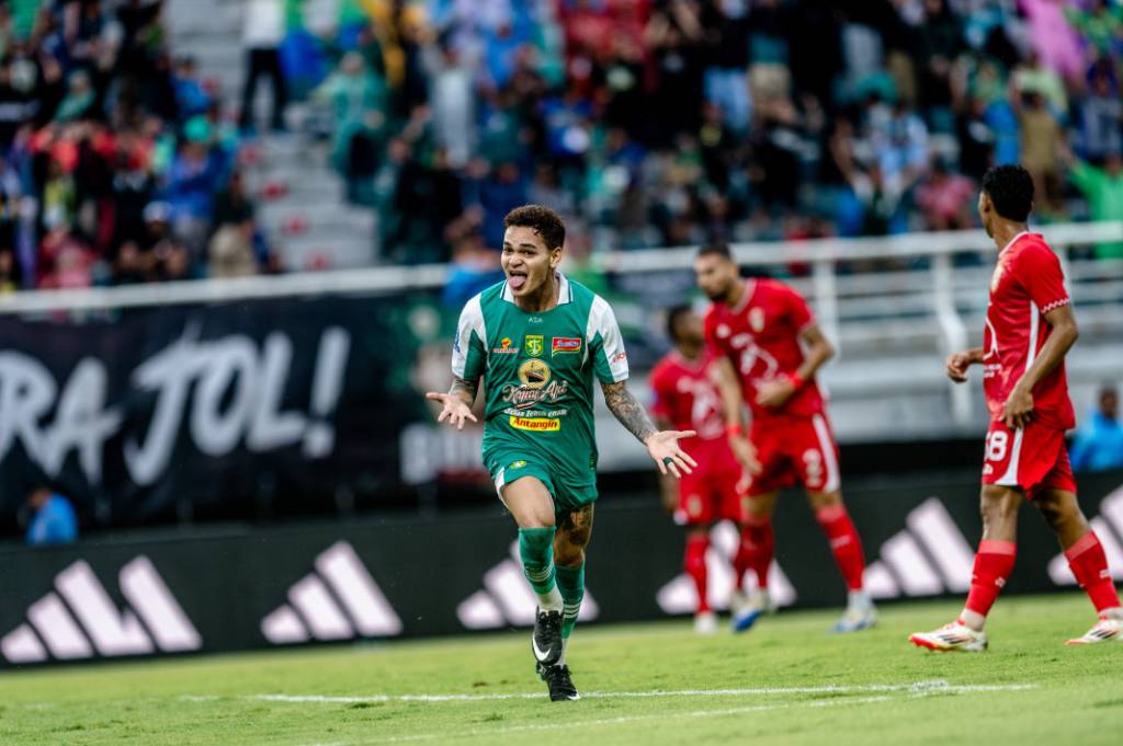 Persebaya Bangkit, Trio Serangan Jadi Senjata Mematikan