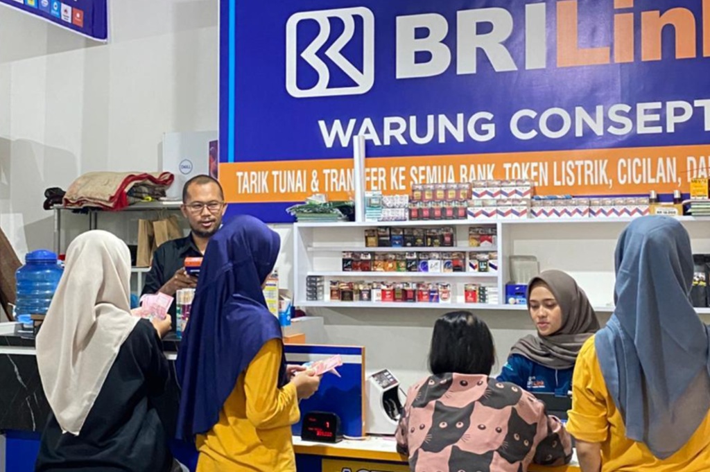 Keluarga di Jepara Ini Berhasil Buka Lapangan Pekerjaan Berkat BRILink Agen