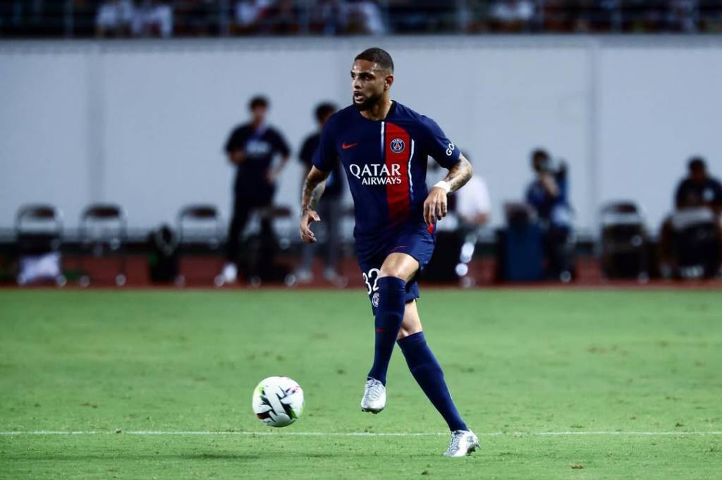 Layvin Kurzawa Diperkenalkan Persib Hari Ini, Bobotoh Siap-Siap!