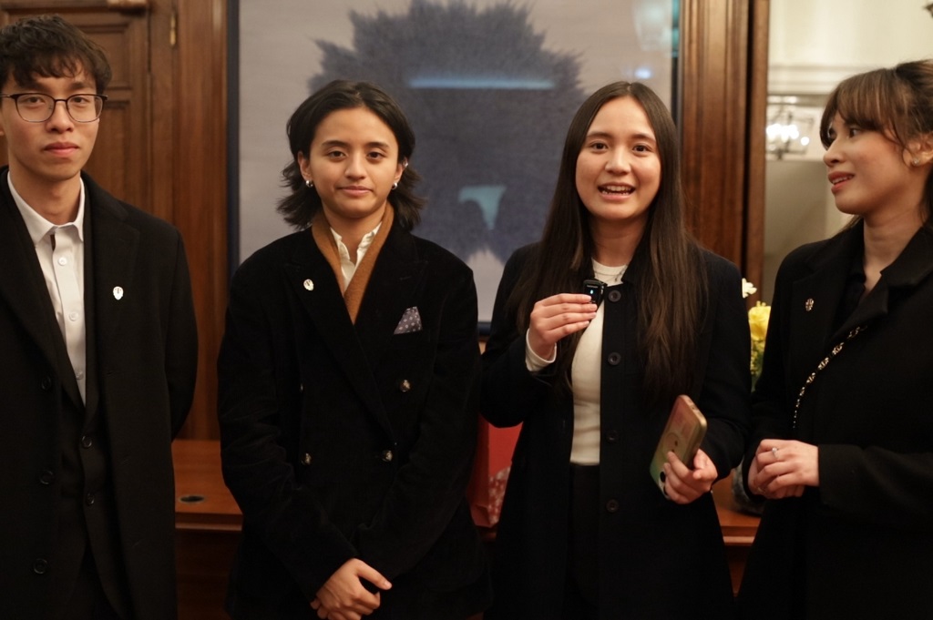 Mahasiswa RI di London Bertemu Prabowo, Berharap Kerja Sama Pendidikan Diperluas