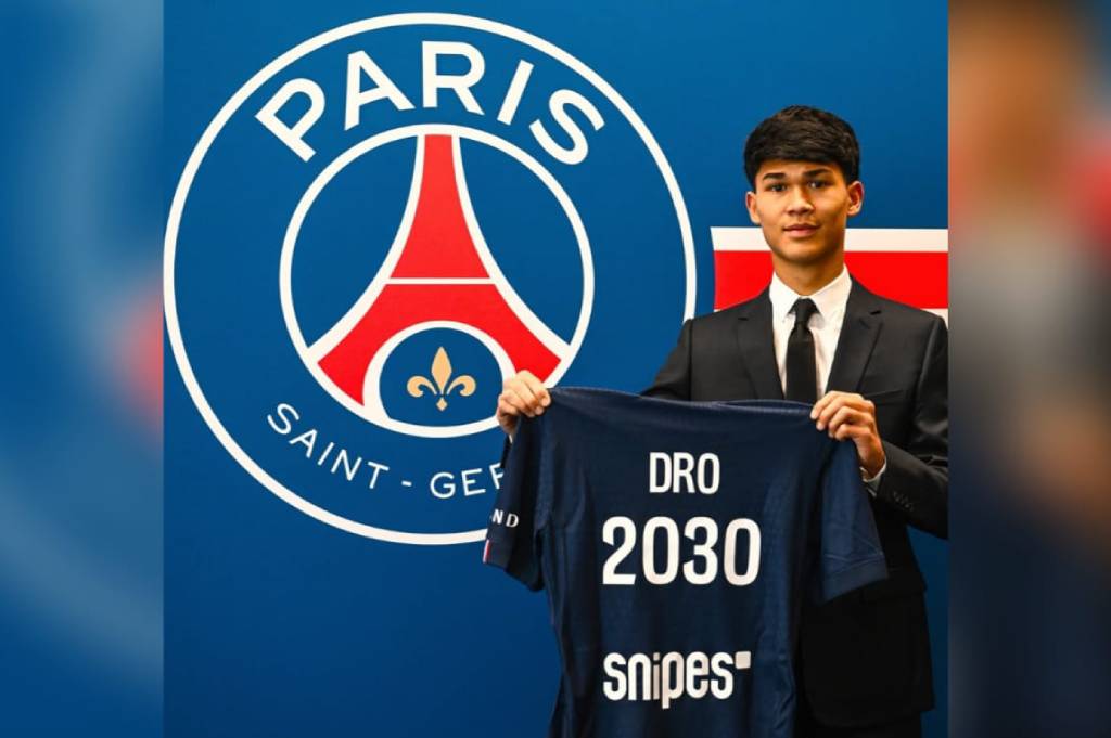 Wonderkid Barcelona Dro Fernandez Dibajak PSG, Pelatih Hansi Flick Kecewa Berat