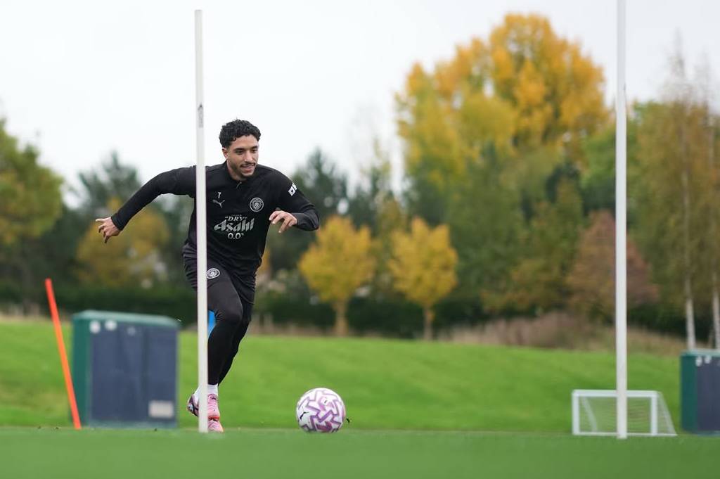 Man City Belanja Gila-gilaan, Masa Depan Omar Marmoush Terancam