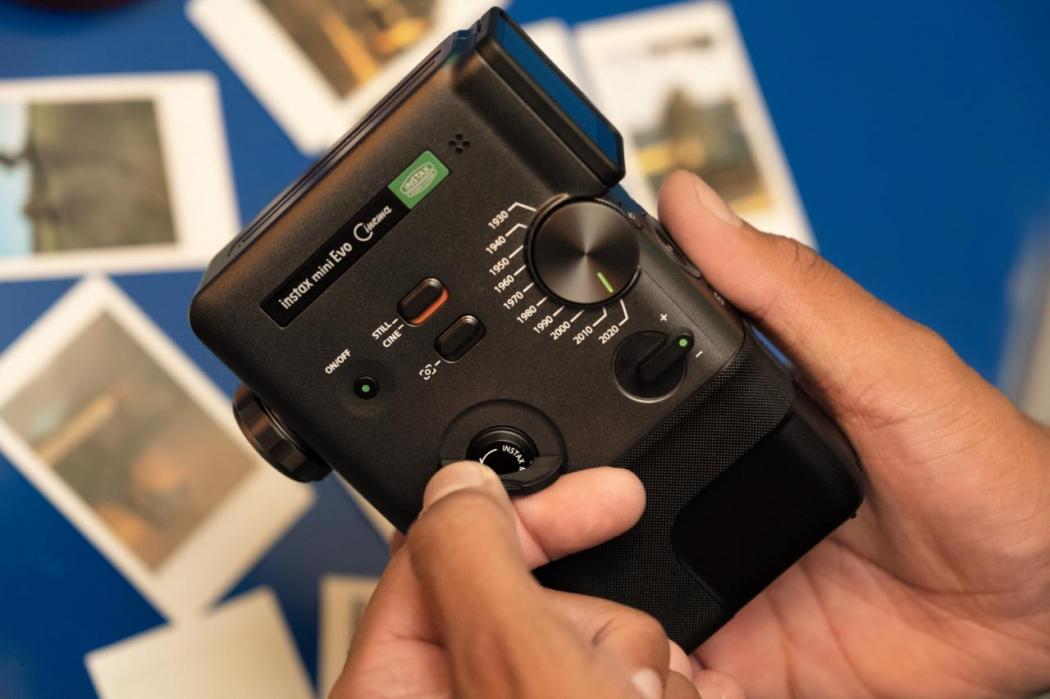 Fujifilm Resmi Perkenalkan Instax Mini Evo Cinema di Indonesia, Intip Keunggulannya!