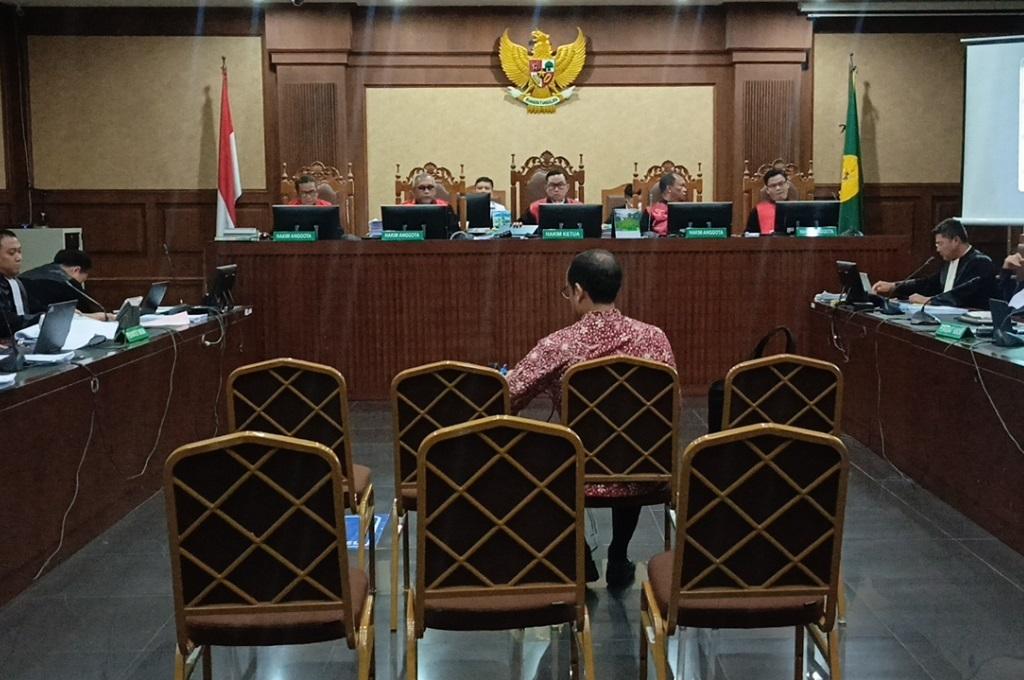 Jalani Sidang, Nadiem Ngaku Masih Butuh Perawatan Medis di RS
