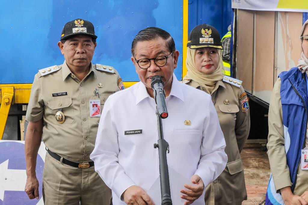 Jalan Berlubang di Jaktim Bikin Pelajar Tewas Kecelakaan, Pramono Minta Segera Ditambal