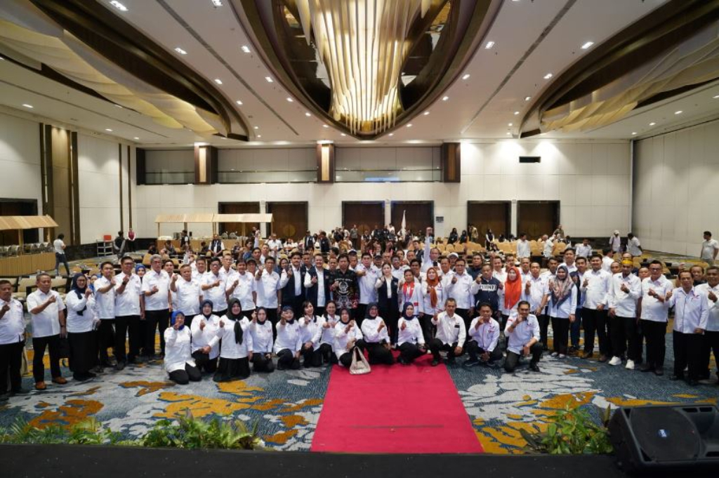 Pesan Angela Tanoesoedibjo ke Kader Perindo Sulsel: Turun ke Masyarakat Bangun Ekonomi Bernilai Tambah