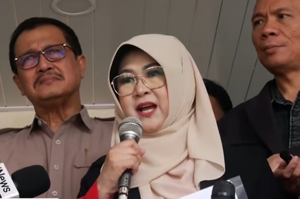 Oegroseno-Din Syamsuddin Turun Gunung Bela Roy Suryo Cs, Dokter Tifa: Hari Bersejarah!