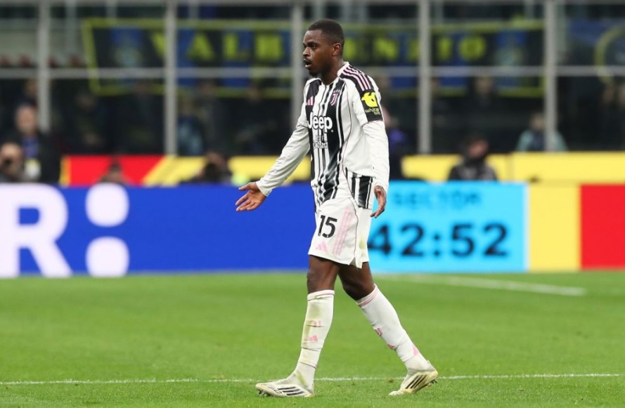 Bek Juventus Pierre Kalulu Diganjar Kartu Merah Kontroversial Vs Inter Milan, Ini Alasan VAR Tak Intervensi