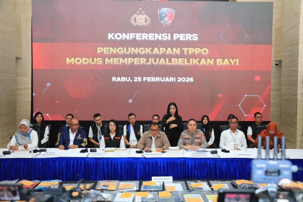 Bareskrim Bongkar Jaringan Jual Beli Bayi via Medsos, 12 Orang jadi Tersangka