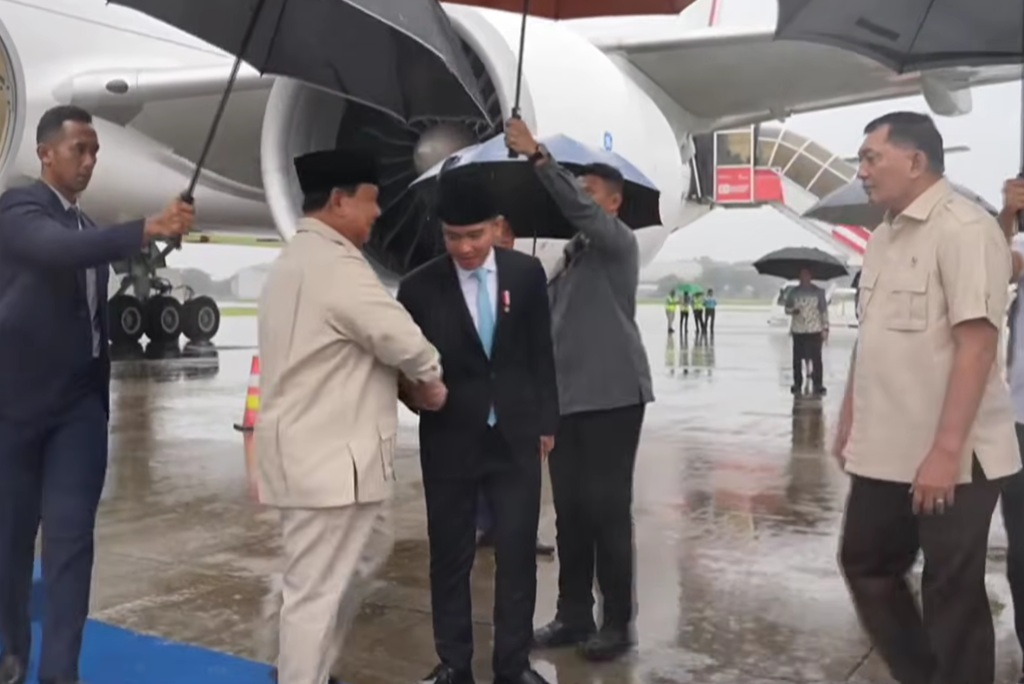 Prabowo Gelar Rapat Terbatas di Kertanegara usai Kunjungan Kerja ke 4 Negara
