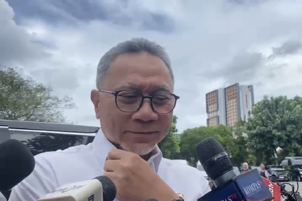 Prabowo Panggil Zulhas-Bahlil ke Istana, Bahas Stok Pangan dan Energi jelang Lebaran
