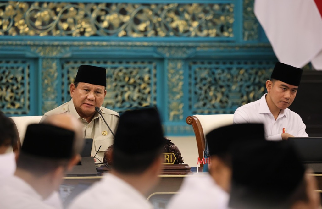 Prabowo Minta Kaji Skenario WFH hingga Kurangi Hari Kerja jika Terjadi Krisis BBM 
