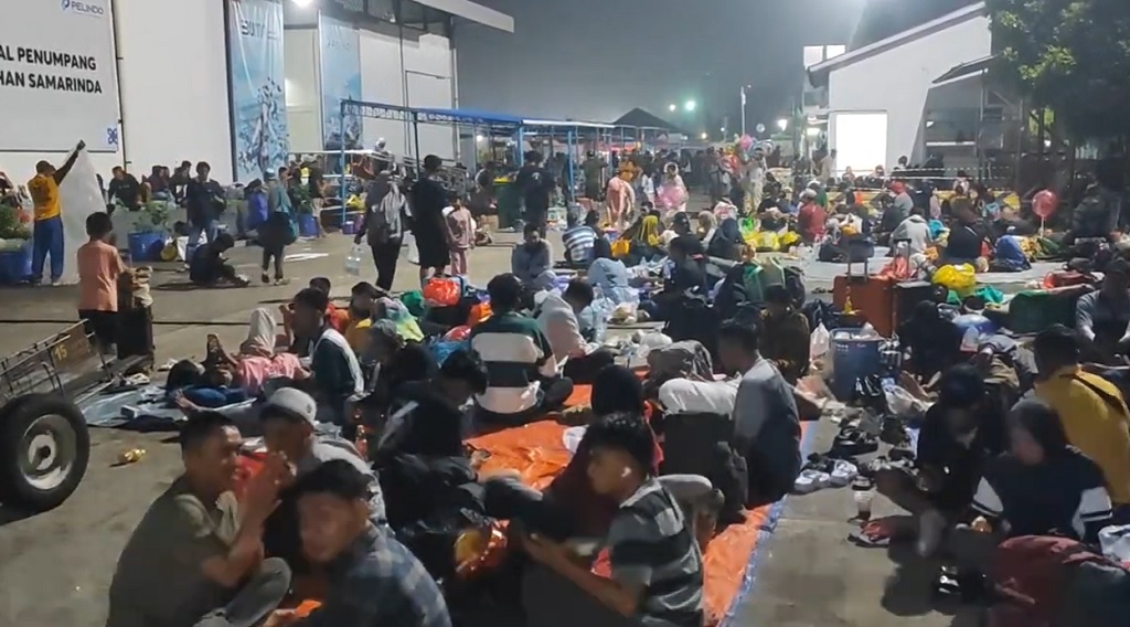 Mudik Lebaran 2026, Penumpang Kapal Rela Nginap di Halaman Pelabuhan Samarinda