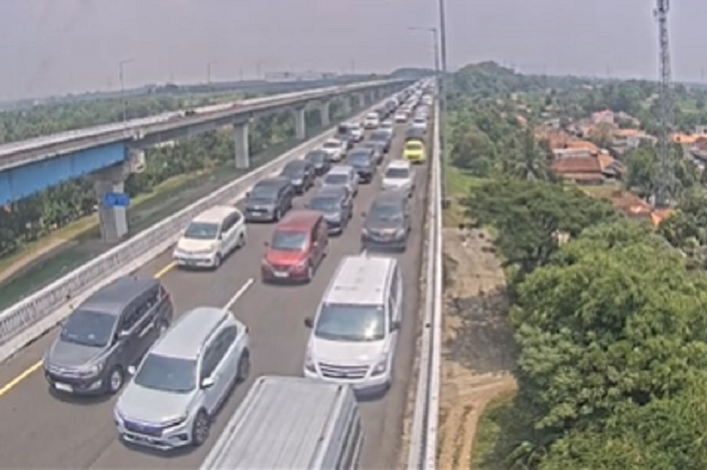 Simak! Ini Titik Macet Parah di Tol MBZ saat Puncak Mudik Lebaran