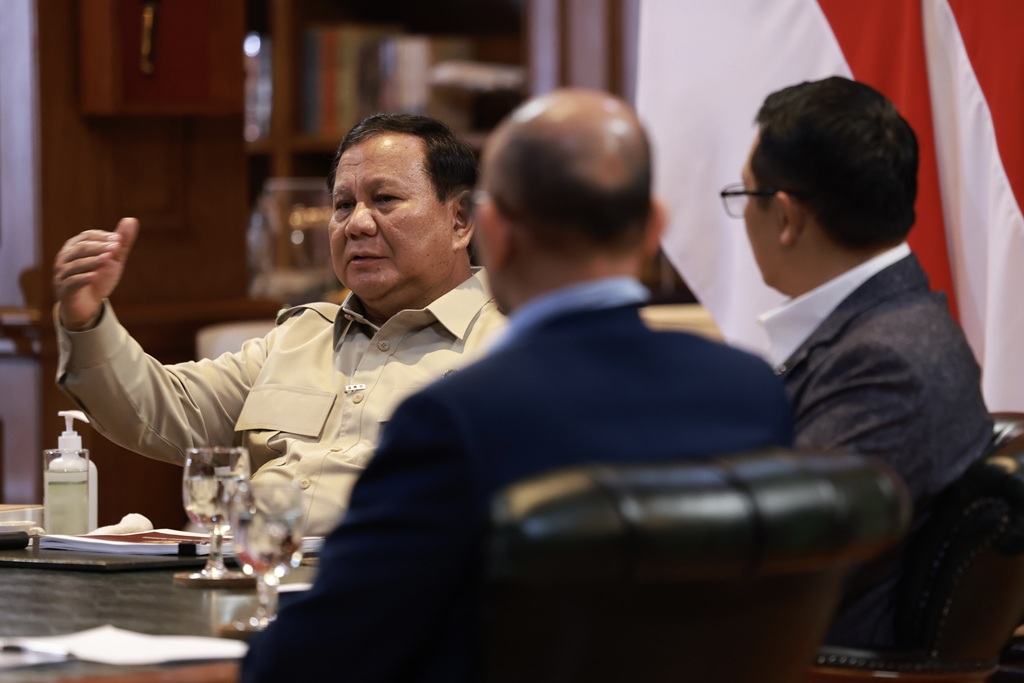 Lawan Pejabat Nakal, Prabowo Ungkap 2 Dirjen PU Dipecat