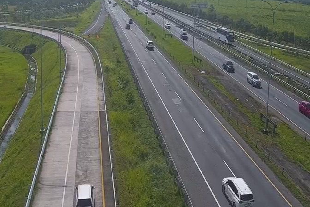 36.000 Kendaraan Melintas di Tol Cipali Arah Cirebon Hari Ke-2 Lebaran, Naik 34 Persen