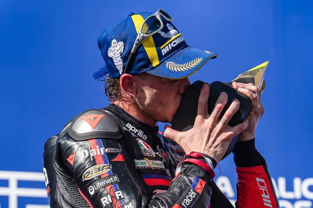 Juara Lagi! Bezzecchi Ungkap Perjuangan Berat di MotoGP Brasil 2026