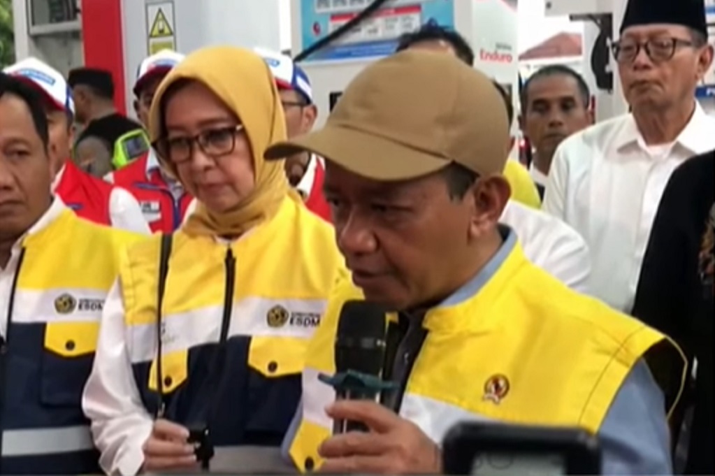 Bahlil Minta Masyarakat Hemat BBM, Bijak Hadapi Krisis Global