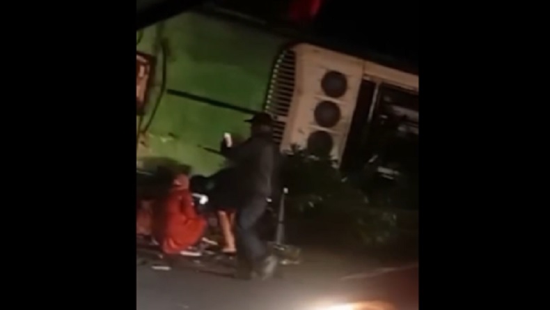 Kecelakaan Maut di Tol Jombang, Sebelum Terguling Bus Sempat Oleng Saat Melaju Kencang