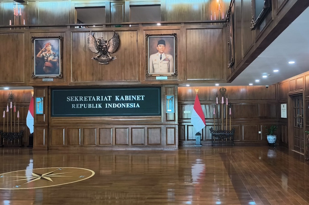 Hari Pertama WFH ASN, Kantornya Seskab Teddy Lebih Lengang