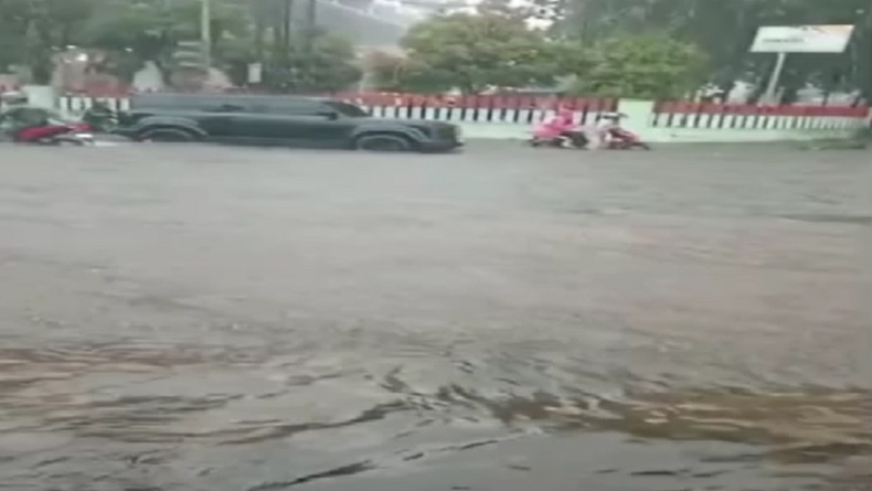 Banjir Rendam Banyumas, Warga Panik Air Tiba-Tiba Masuk Rumah