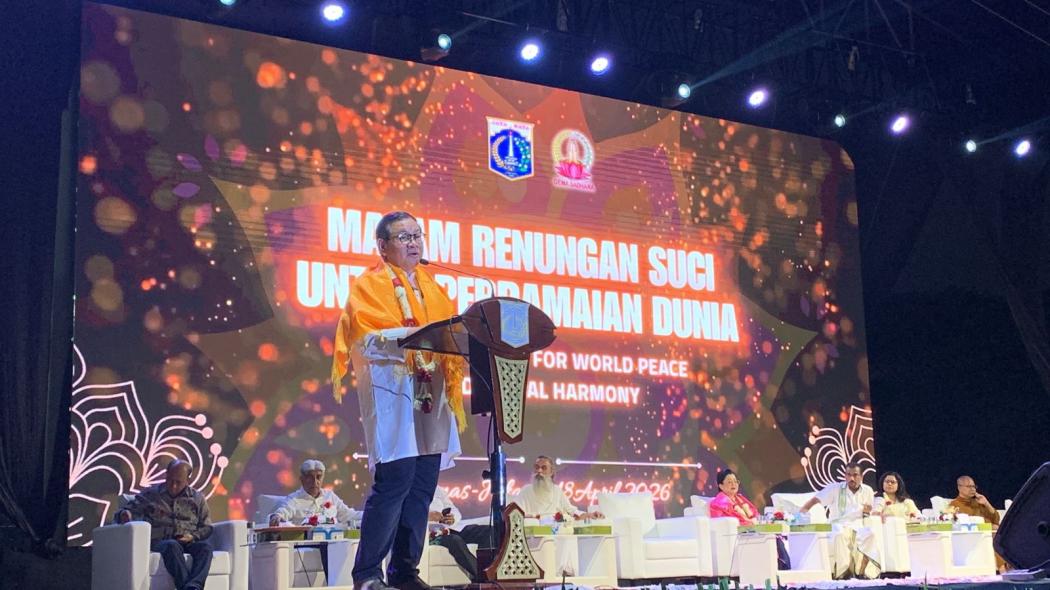 Pramono Hadiri Renungan Suci Gema Sadhana di Monas, Ingatkan Jaga Perdamaian